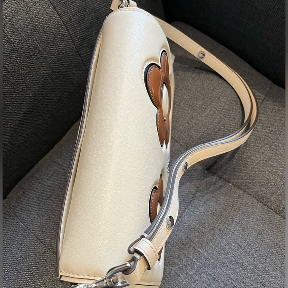 Tory Burch Emerson Floral Applique Convertible Crossbody, Light Cream, 157619 - Picture 4 of 6